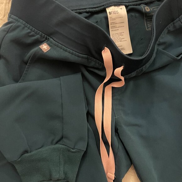 New FIGS Teal Green Scrub Pants or Joggers , XS / P - Picture 10 of 10